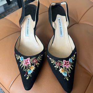 Elegant and Rare Manolo Blahnik Heels